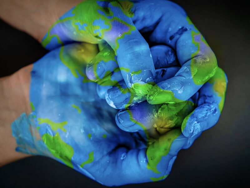 Global Paint Makers Shift to Sustainable Coatings with Water-Based and UV-Cured Solutions